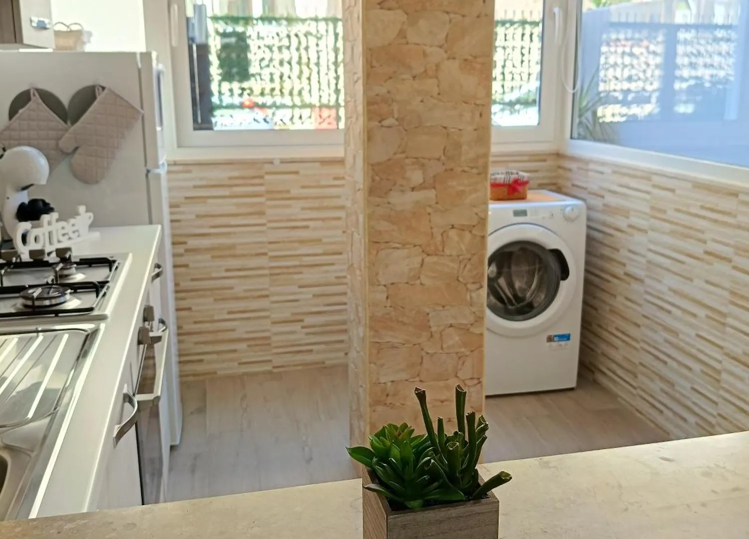 Agatahome Quartu SantʼElena Hébergement de vacances
